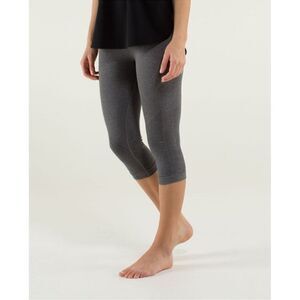 Lululemon women’s In the Flow Crop seamless Leggings 6